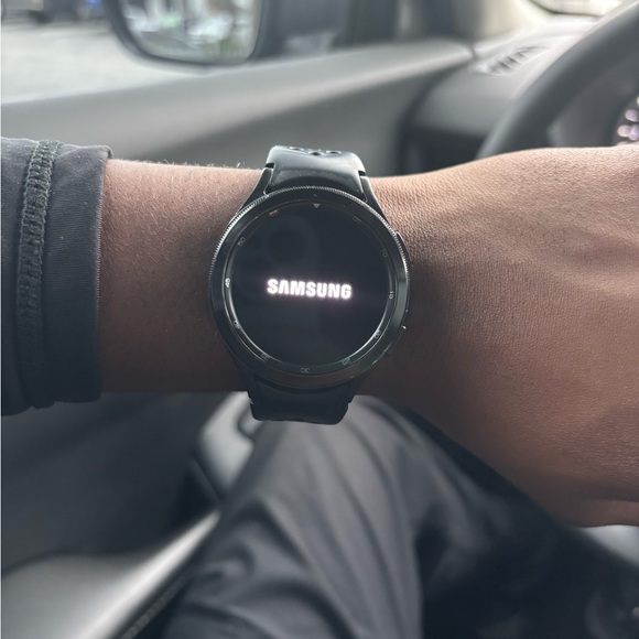 (Used good condition) Samsung Galaxy Watch 4 Classic 46mm Smartwatch - Picture 1 of 3
